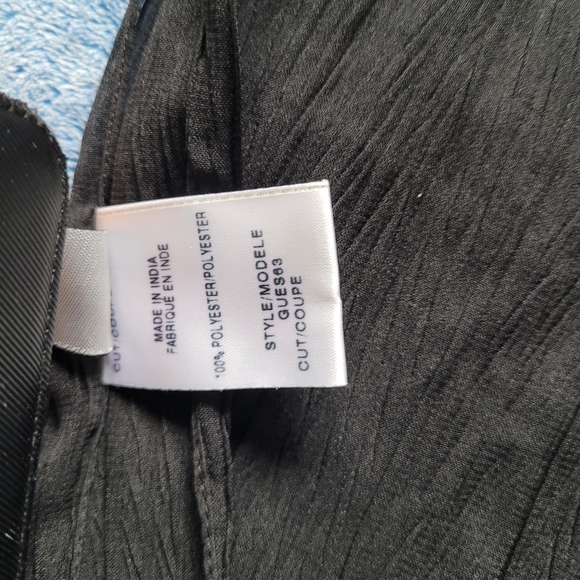 Guess black polyester scarf with wooden bead fringe NWOT - Picture 3 of 4